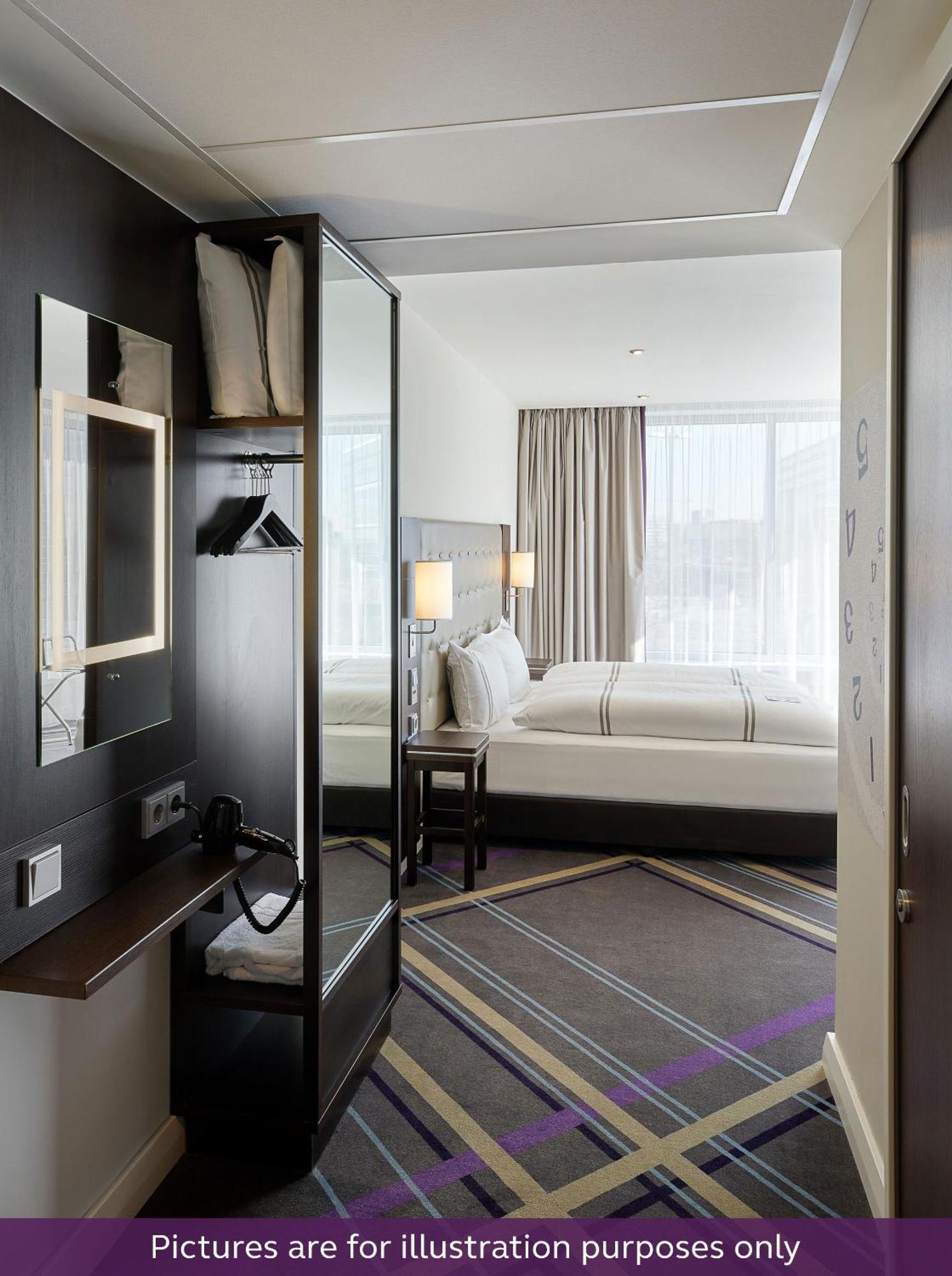 Premier Inn Muenchen City Zentrum Exteriör bild