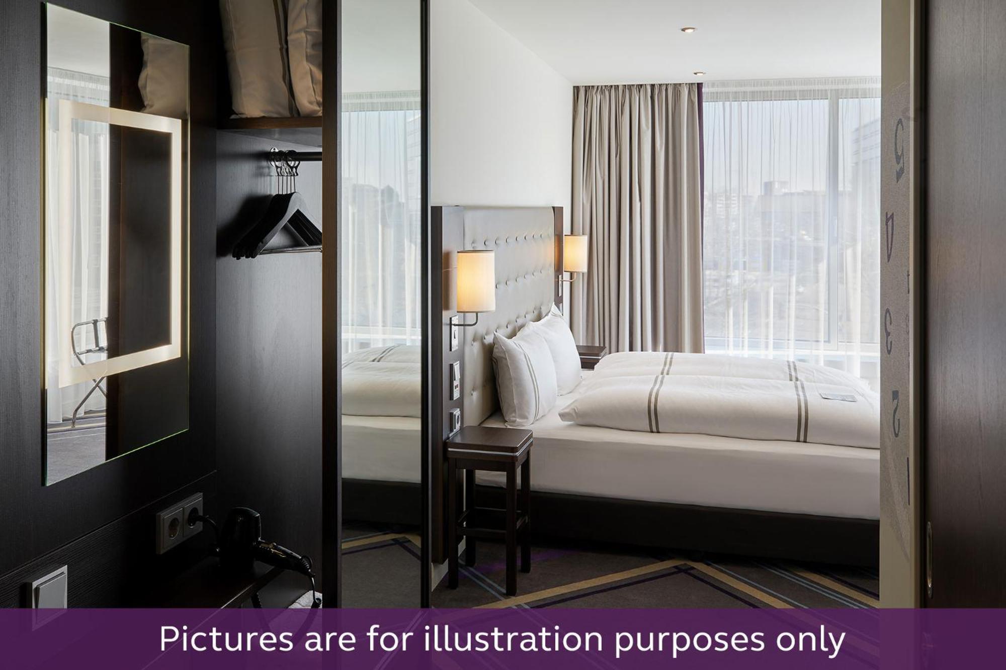 Premier Inn Muenchen City Zentrum Exteriör bild