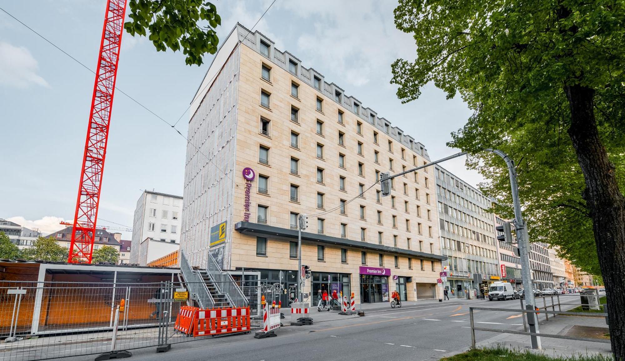 Premier Inn Muenchen City Zentrum Exteriör bild